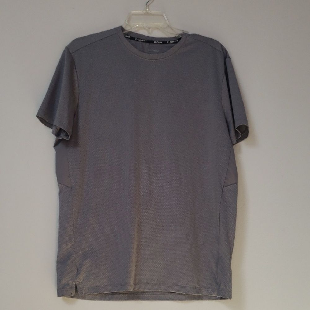 Skora Running Shirt Men's Larfe Qwick Dry Gray Reflective Textured Tee